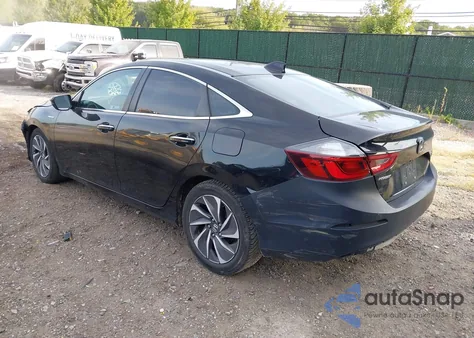 2019 Honda Insight Touring z USA, uszkodzony, nr VIN 19XZE4F92KE017009
